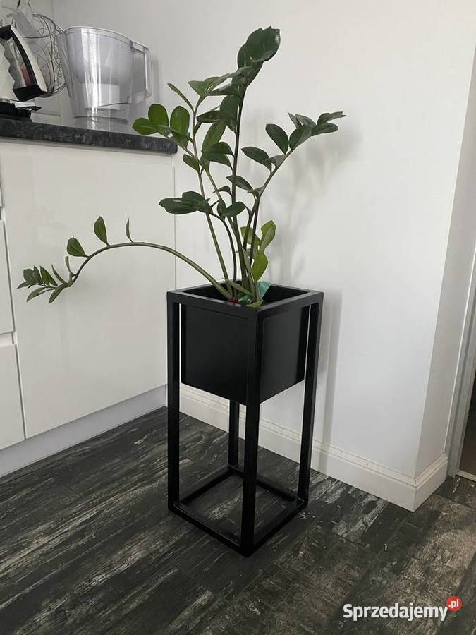 Donica metalowa stojak loftowy kwietnik Niedrzew Pierwszy