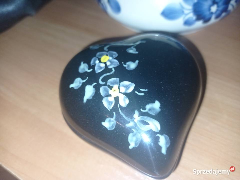 Dzbanek popielniczka