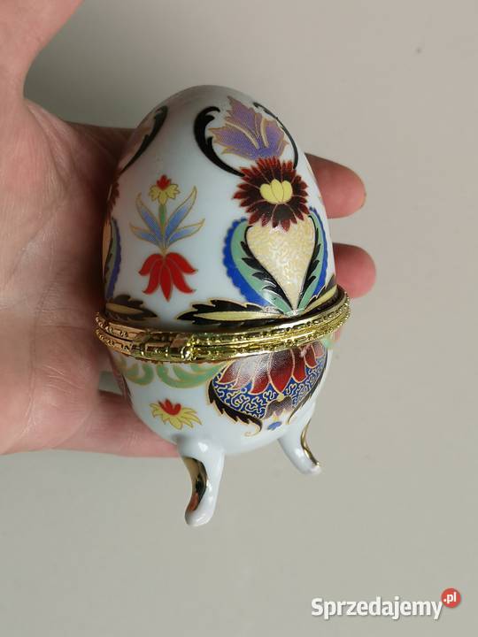 Porcelanowa szkatułka jajko vintage