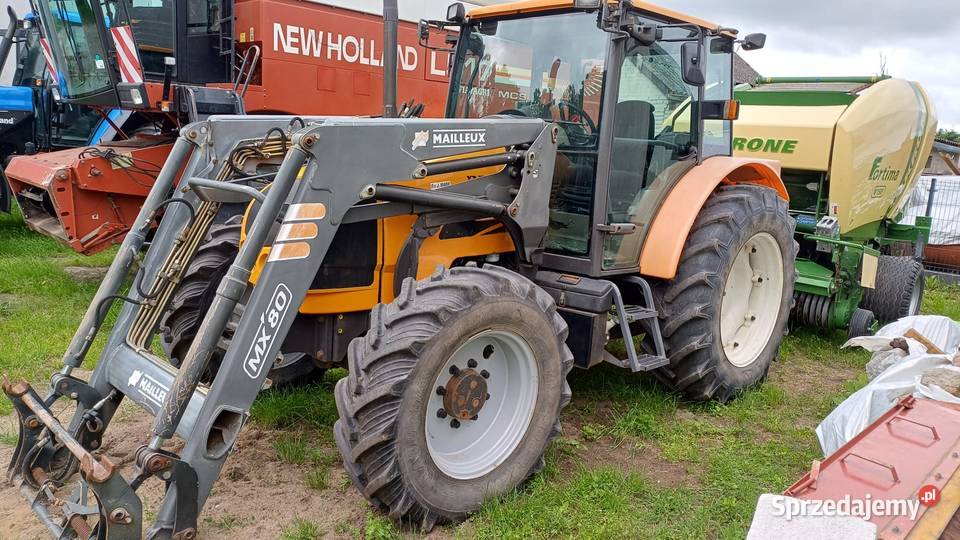 Renault Celtis 426RC z ładowaczem czołowym Siedlce