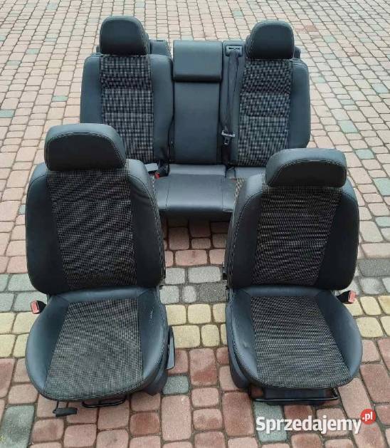 Fotele kanapa komplet Półskóra OPEL ZAFIRA B Pozostałe Skołoszów