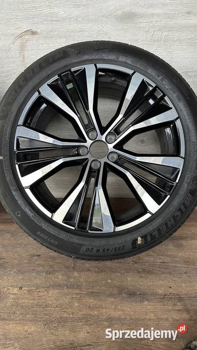 VOLVO XC60 II FELGA ALUMINIOWA 8X20 ET525 Gorzów Wielkopolski sprzedam