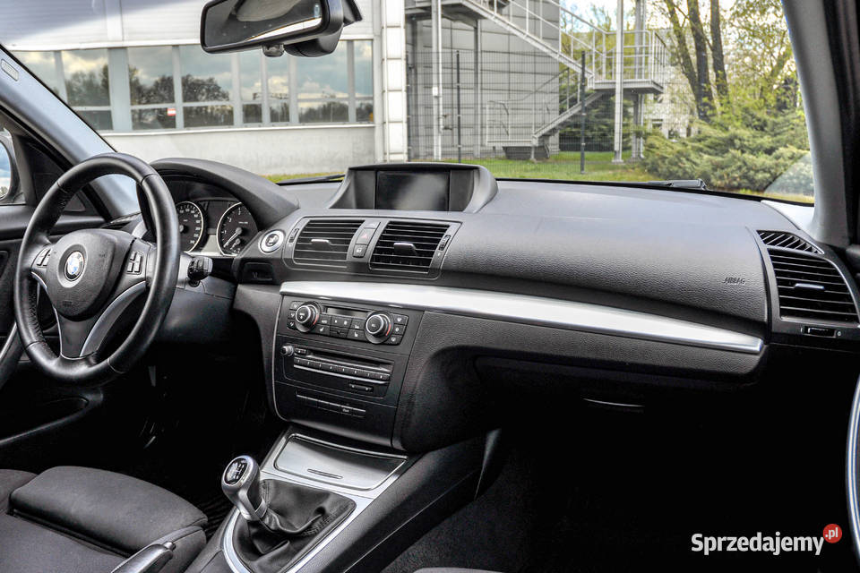 BMW Seria 1 Bezwypadkowy Lift 2011 r iDrive 224000km Wrocław sprzedam