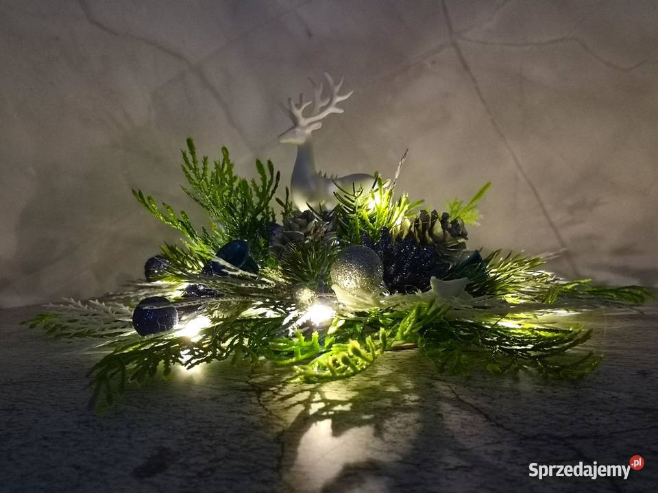 Podświetlany stroik zimowy z figurką jelenia Kielce