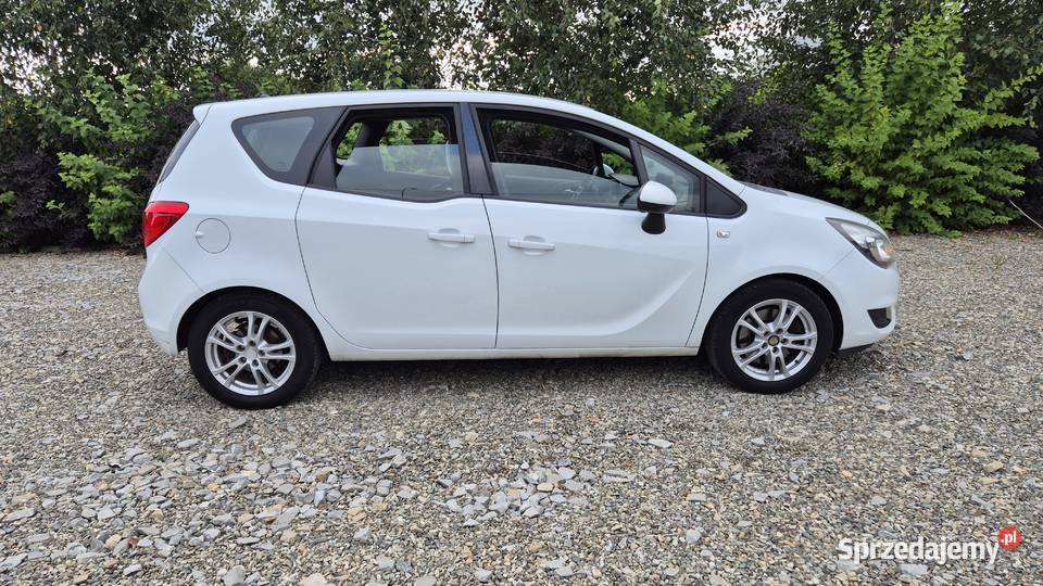 MERIVA 2014R 16 110 CDTI OPŁACONY VAT marża Rzeszów