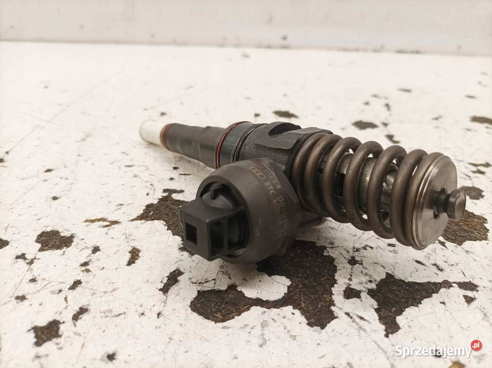 POMPOWTRYSKIWACZ 038130073AR 19 TDI Audi A4 II