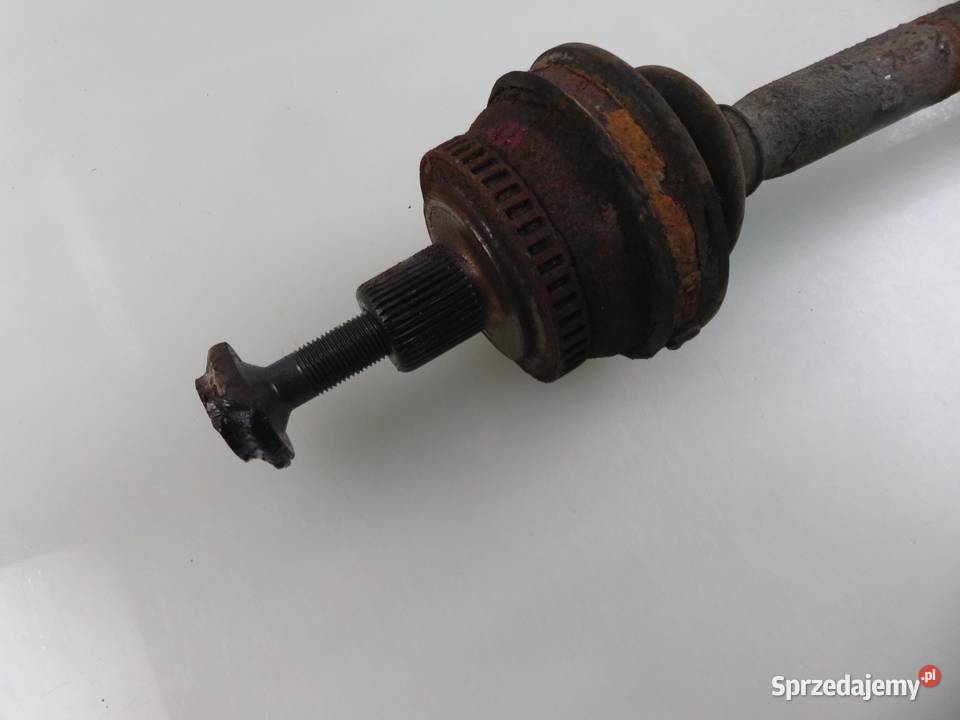 PÓŁOŚ PRAWA TYLNA AUDI A4 B7 30 TDI