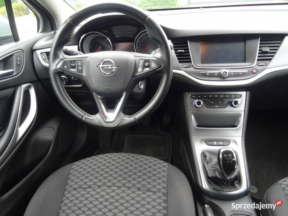 Opel Astra Astra Sports Tourer 16 CDTI wyjątkowo manualna