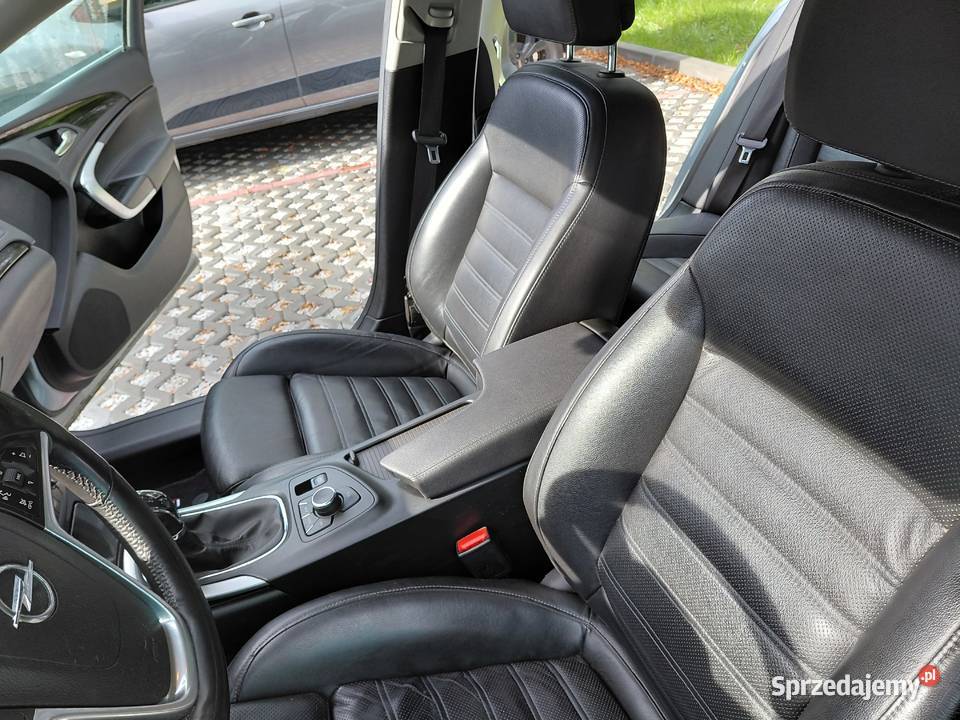 Opel INSIGNIA 20 cdti Sports Tourer 4x4 2010 199 Dąbrowa Górnicza