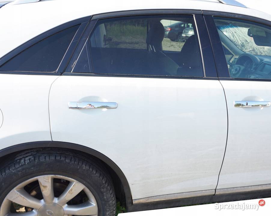 DRZWI PRAWY TYŁ INFINITI FX35 FX45 0308
