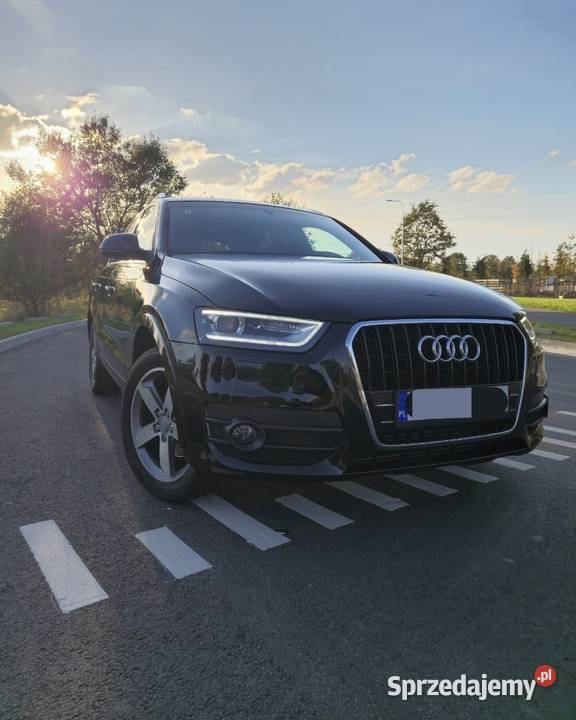 Audi Q3 20 220 automat tiptronic benzyna czarna Wrocław