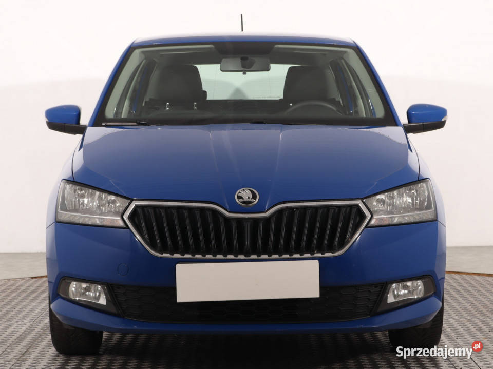 Skoda Fabia 10 TSI niebieski Katowice
