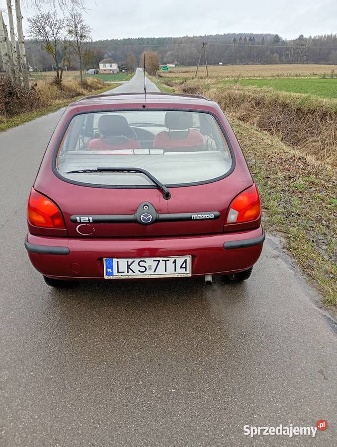 Mazda 121 13 benzyna