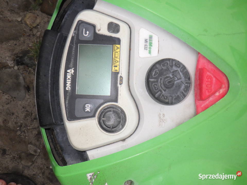 Robot Koszący do Dużych Ogrodów STIHL RMI 422 Krasne