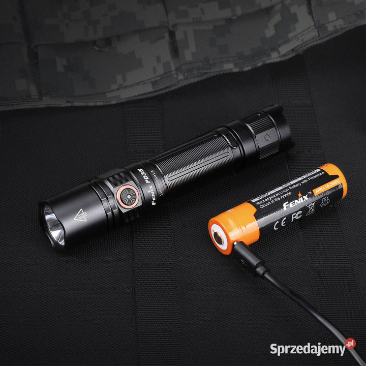 Latarka taktyczna LED Fenix PD35 V30 czarna Warszawa