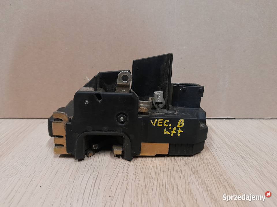 Zamek drzwi przedni prawy przód 90507060 AD Opel Wyszków