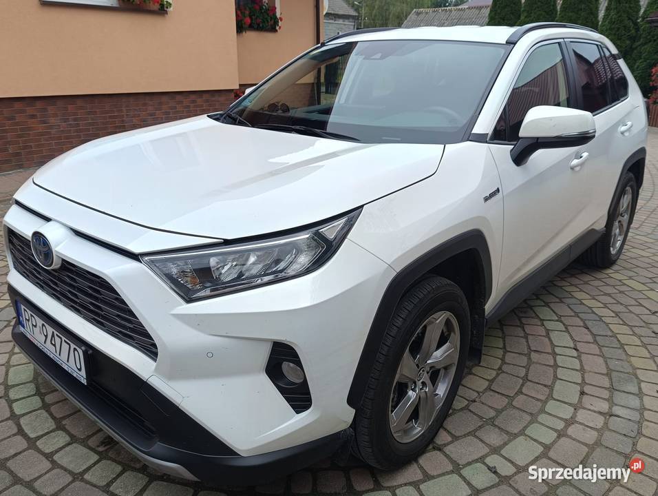 Sprzedam TOYOTA RAV4 produkcji 2021 Przebieg 60 Przemyśl