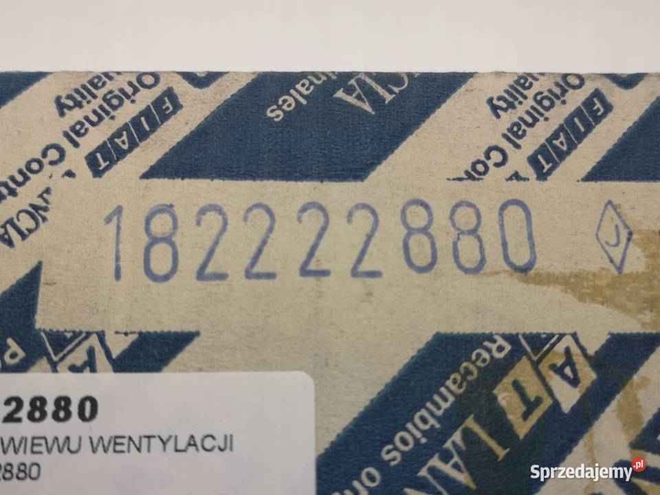 KRATKA NAWIEWU LEWY PRZÓD LANCIA Y10 19921995 Kratki nawiewu Wyposażenie wnętrza lubelskie