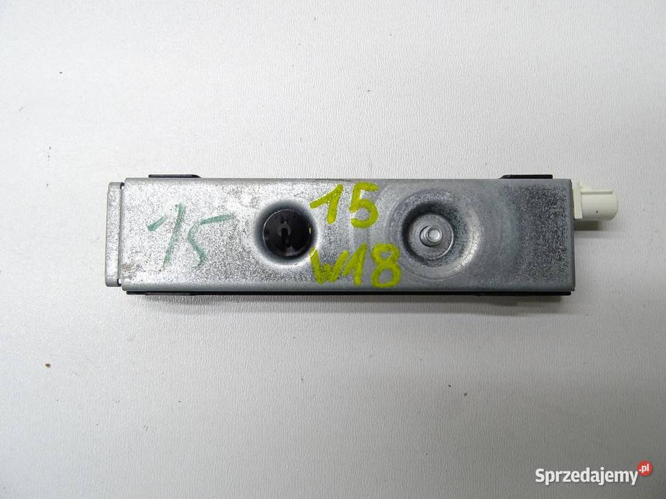 WZMACNIACZ ANTENY ANTENOWY A1668200689 MERCEDES sprzedam