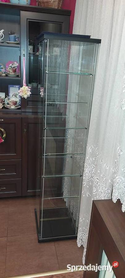 KomodaGablota szklana lkea