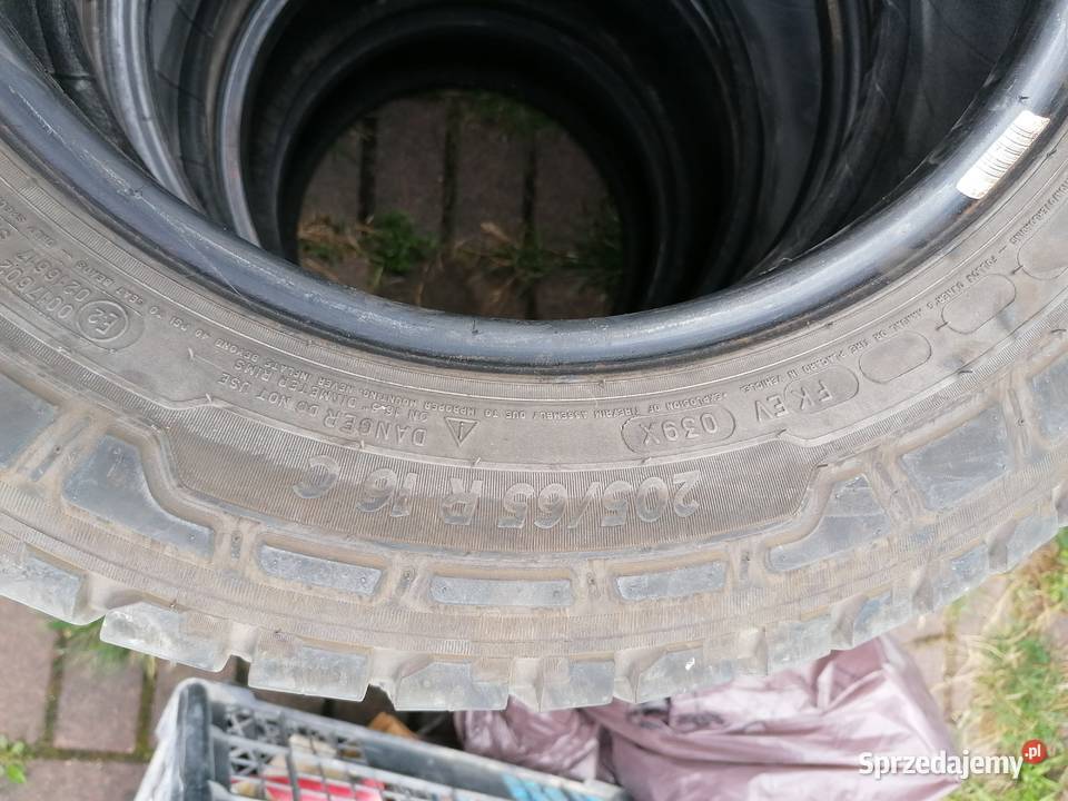 DO BUSA C OPONY dobra Wrocław