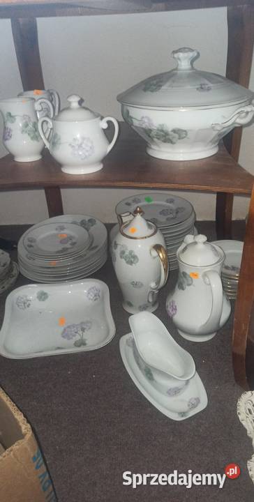 Mlecznik Ct Altwasser Liliowe hortensje na biał Porcelana i szkło Gdańsk