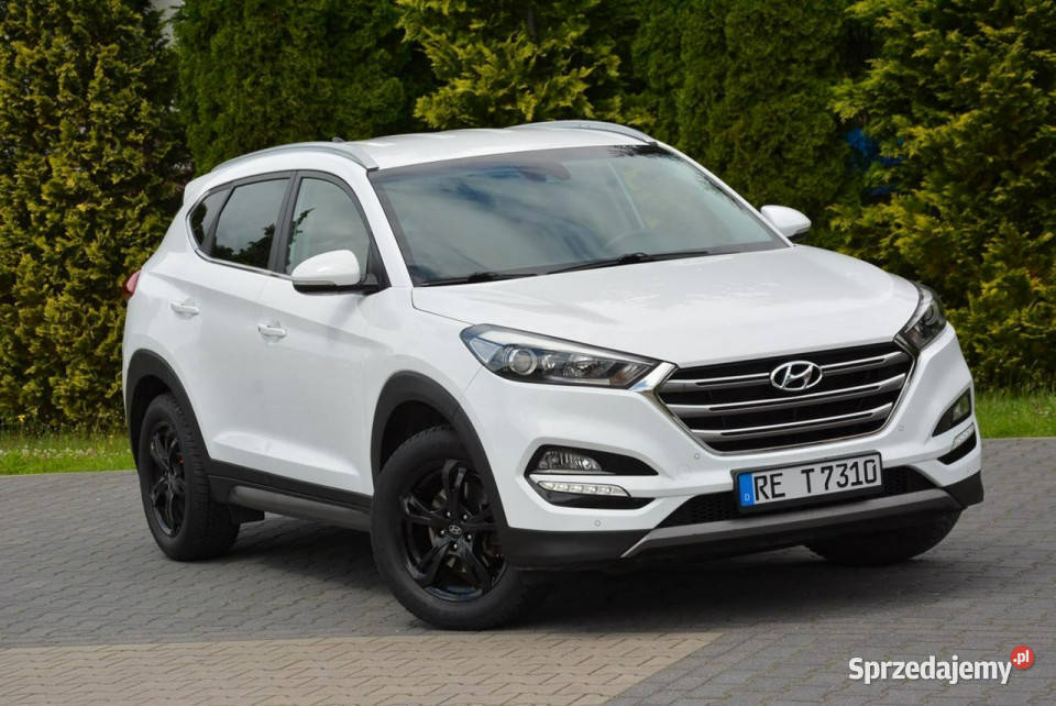 Hyundai Tucson Premium Skóry Ledy Navi Kamera kurtyny powietrzne sprzedam