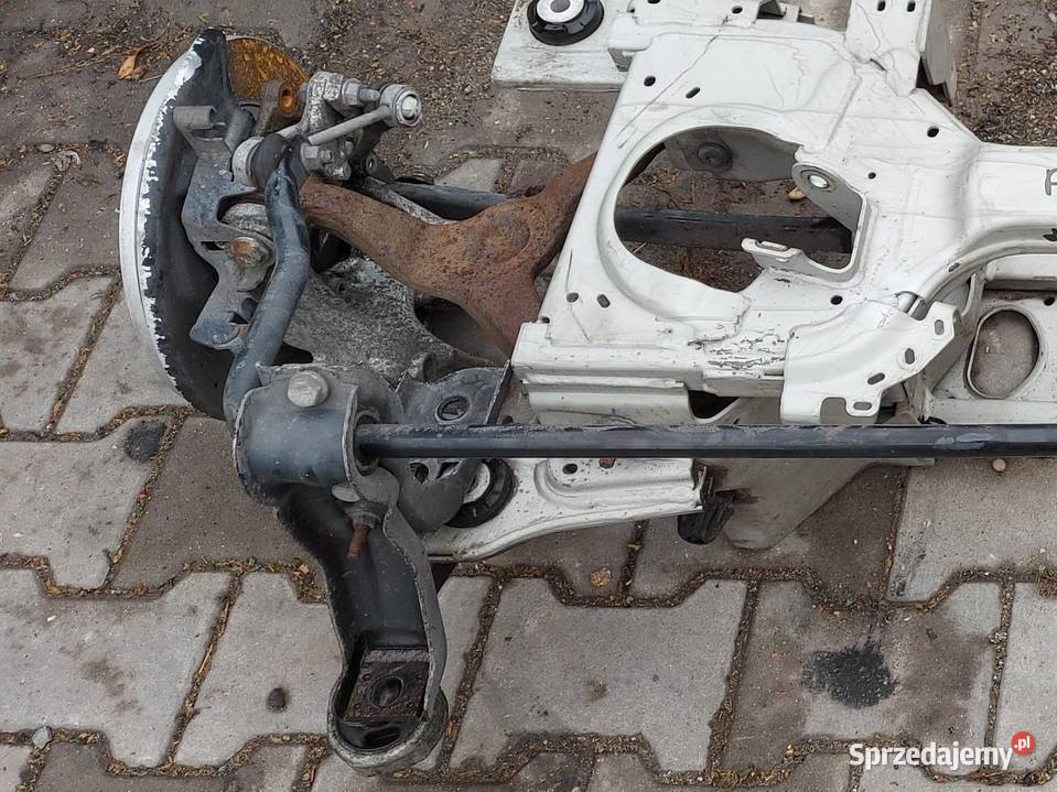 PEUGEOT 508 II Zwrotnica wahacz tył prawy osobowe dolnośląskie