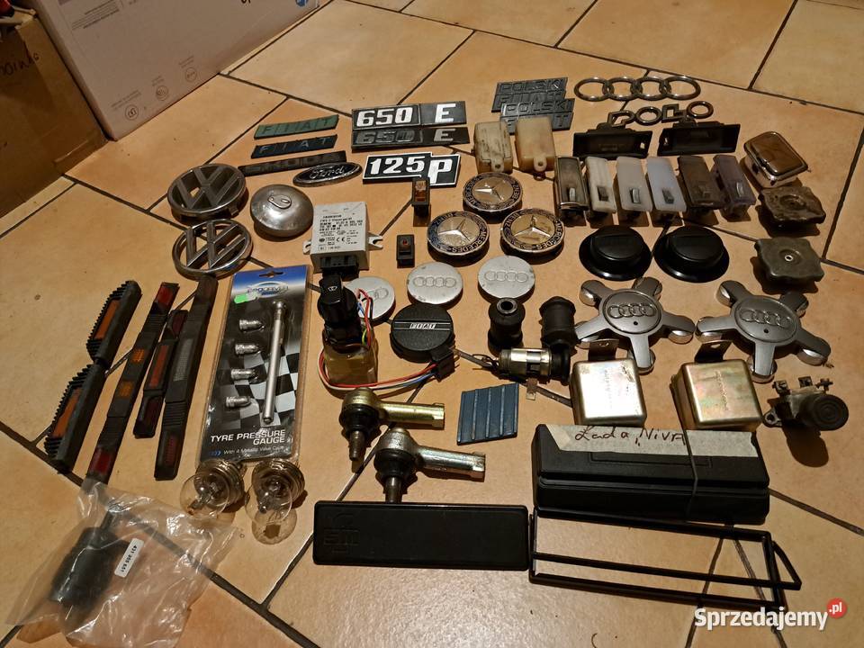 obudowa kierunkowskazu lewa przód Fiat125p 6874r osobowe Leszno