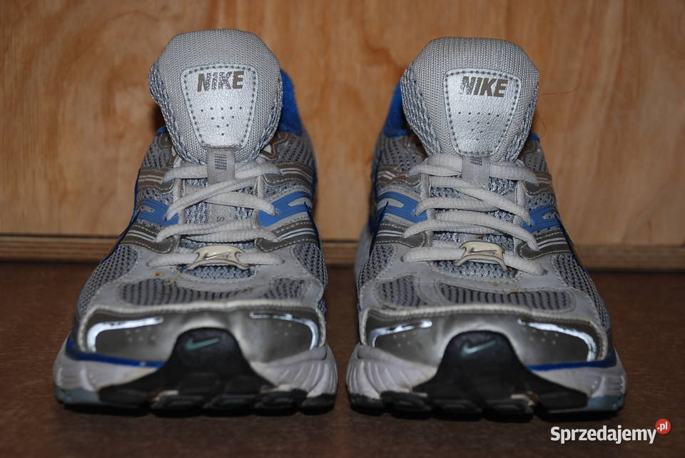 Buty do biegania Nike Strukture Triax 11