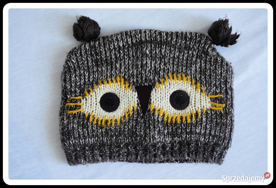 Zestaw ciepłych czapek damskich różne wzory i