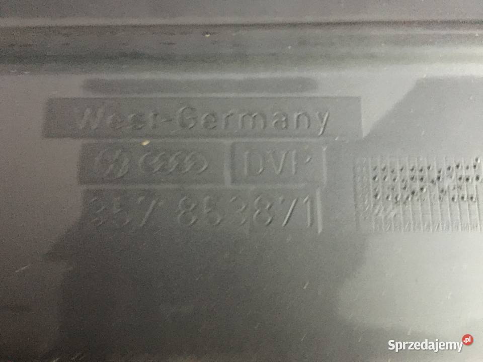 VW PASSAT B3 GT KOMBI LISTWY BOCZNE Białystok
