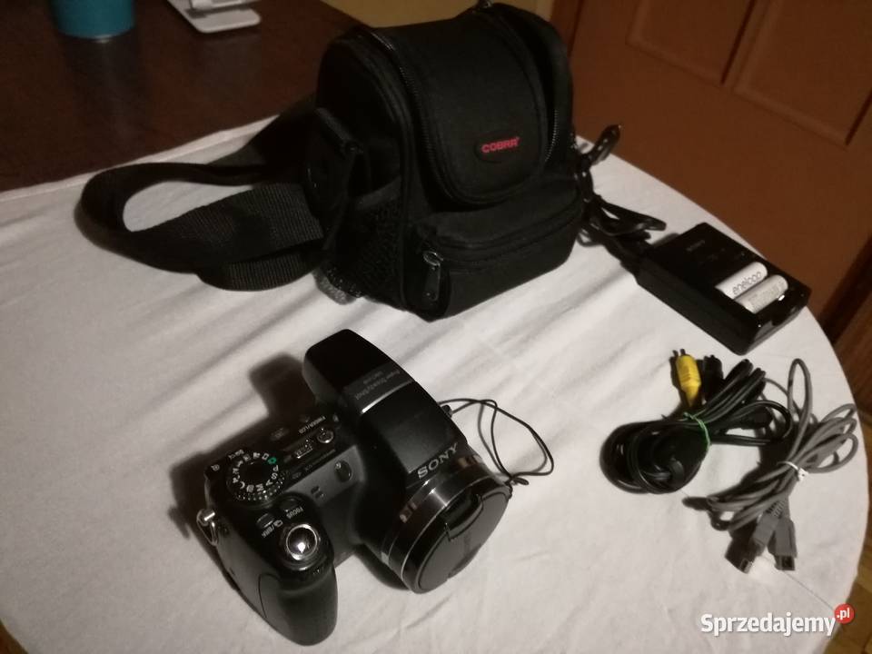 Aparat cyfrowy Sony DSCH5 z akcesoriami i