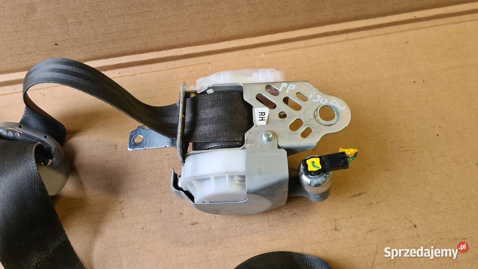 Hyundai I30 cw 1 Lift pas bezpieczeństwa prawy osobowe Pasy bezpieczeństwa Legnica