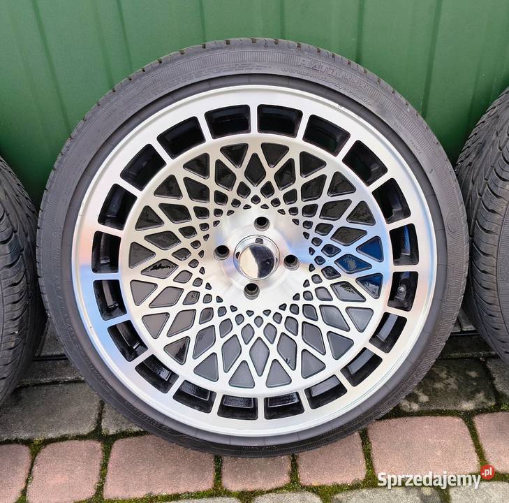 Koła Japan Racing JR14 4x100 R17 85 cala ET15 dolnośląskie Tuszyn
