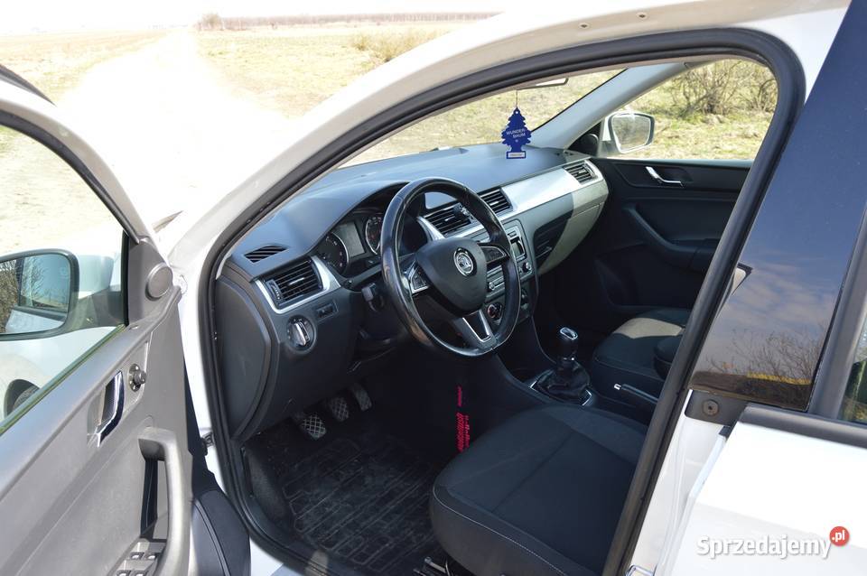 SKODA RAPID 12 TSI 2013r Długołęka