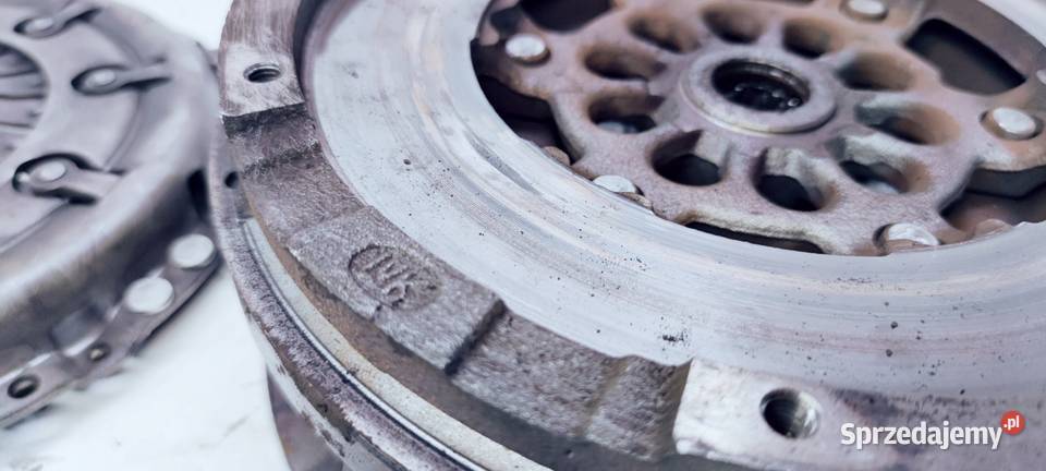 SPRZĘGŁO KOŁO DWUMAS AUDI A4 A5 18TFSI śląskie Przystajń