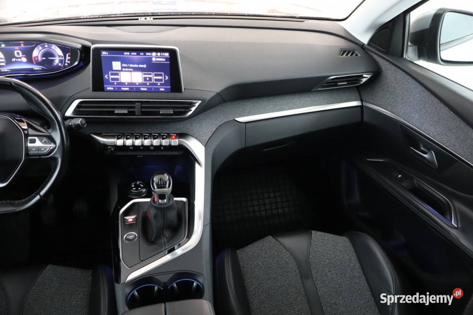 Peugeot 3008 12 PureTech światła przeciwmgielne 3008 Zabrze