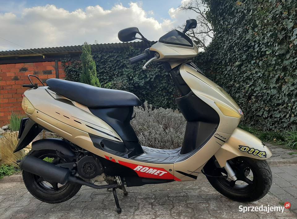 Ładny skuter Romet 727 PREMIUM 5080 4t 2013r Tuczno