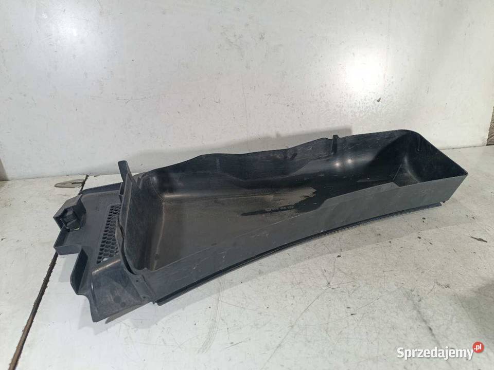 ZAŚLEPKA PODSZYBIA AUDI A4 B8 8K1819447