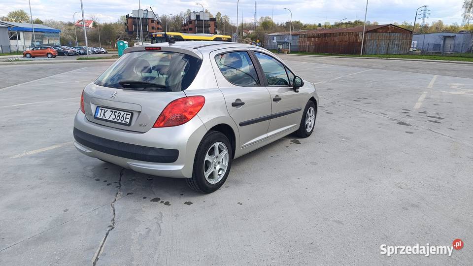 Peugeot 207 14 16V Kielce