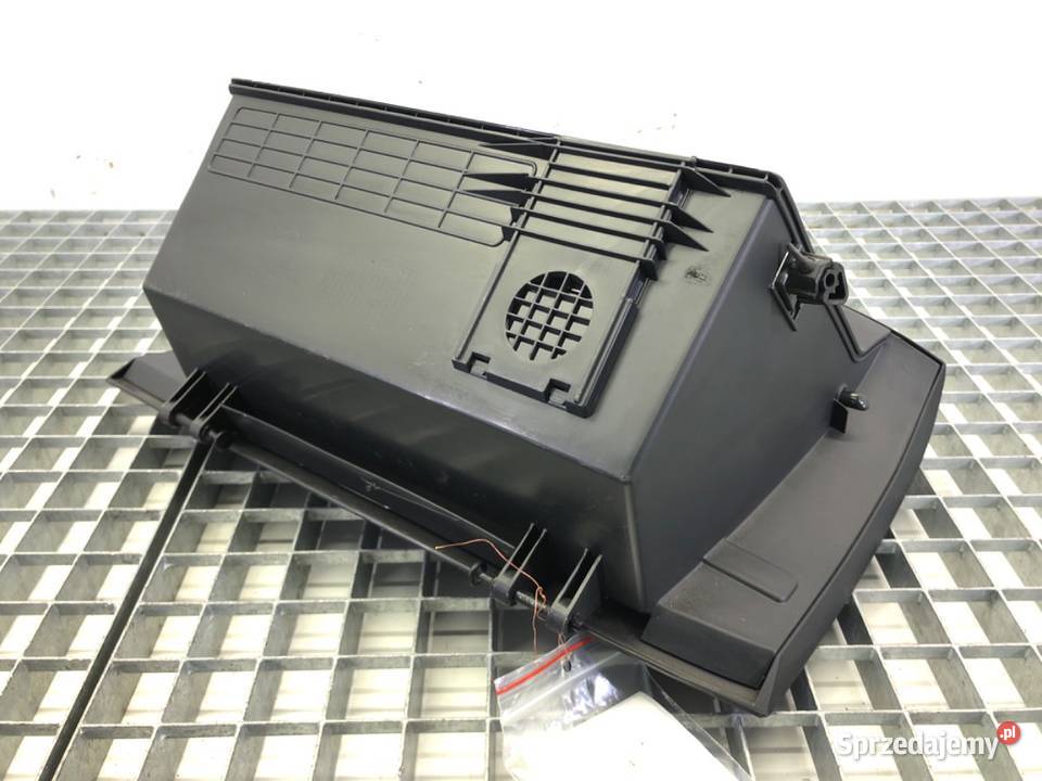 SCHOWEK PASAŻERA HYUNDAI i30 Hatchback 0712