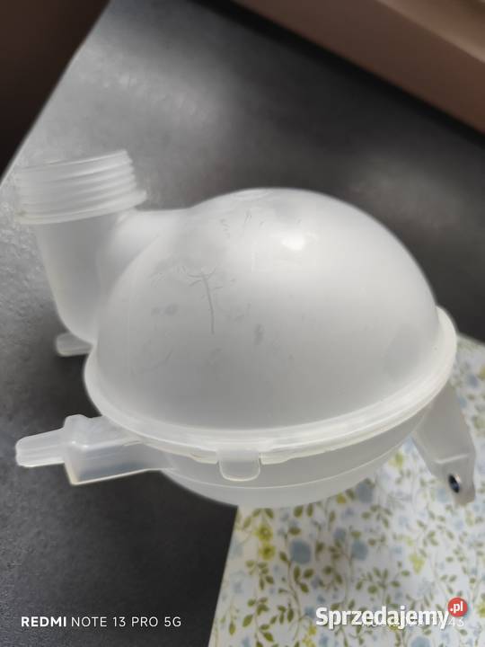 Zbiornik płynu chłodniczego psa Rok produkcji 2024 świętokrzyskie Kielce