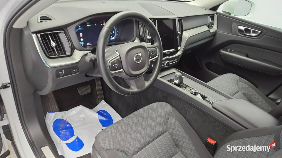 Volvo XC 60 B4 B Core aut Z Polskiego Salonu XC 60 Warszawa