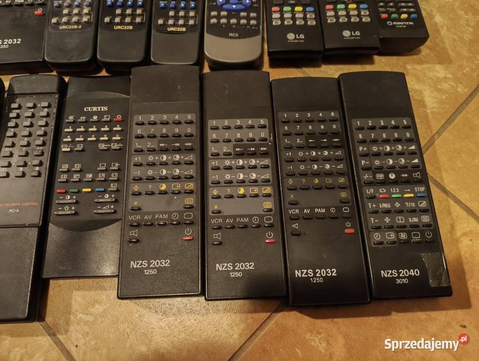 Stare piloty telewizyjne lata 90 LG Curtis i Kościan