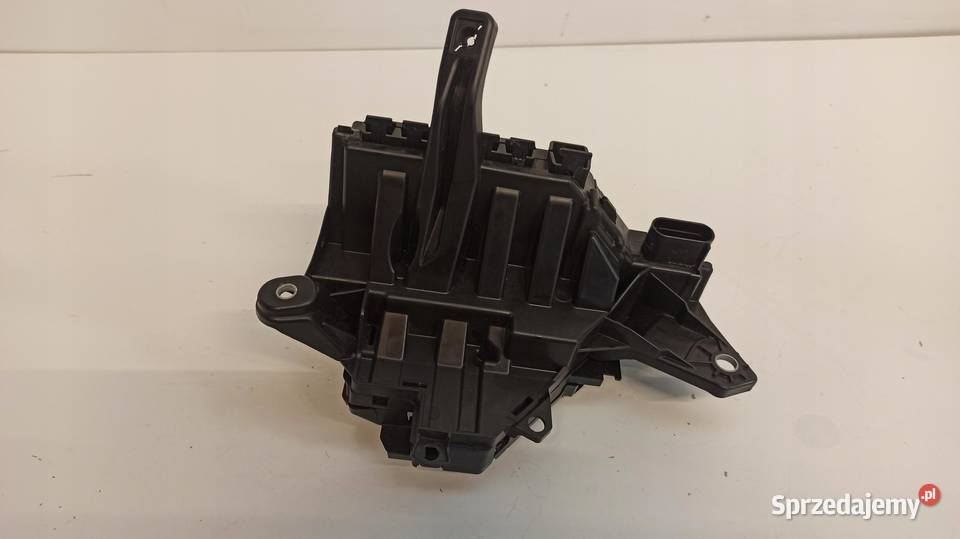 MERCEDES W205 SKRZYNKA BEZPIECZNIKÓW A2055402250 sprzedam