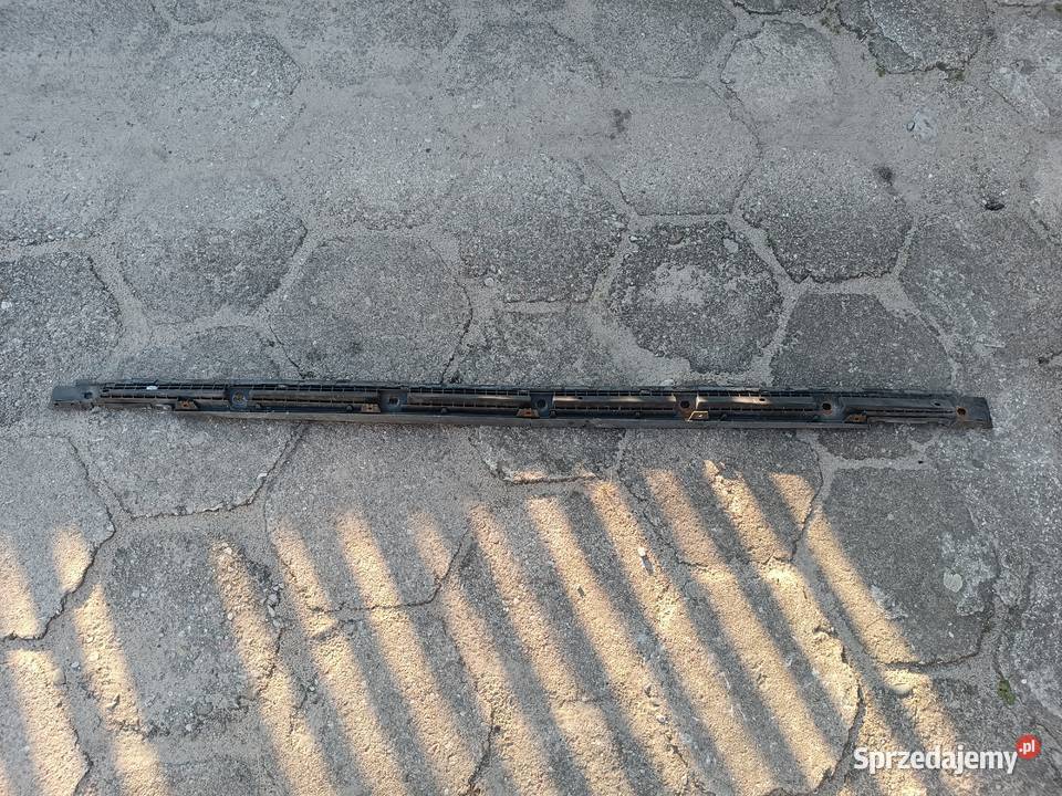 Stelaż listwy progowej lewy Audi A1 8X 8x0854535