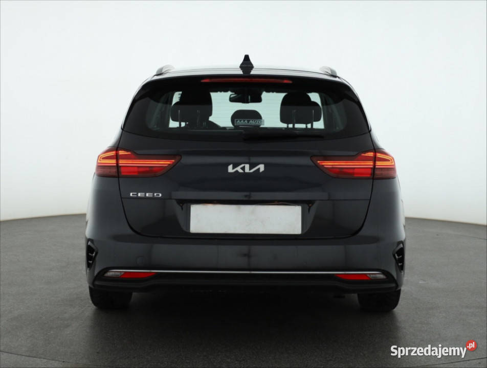 Kia Ceed 15 TGDI światła do jazdy dziennej Piaseczno