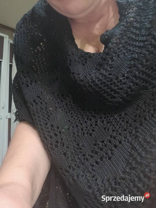 Chusta z haftem i z frędzlami Piaseczno