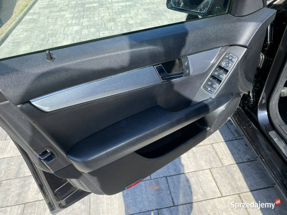 Mercedes C 180 zadbana 100 oryginalny czujnik zmierzchu Poznań sprzedam